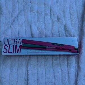 Ultra Slim Pink Hair Straightener